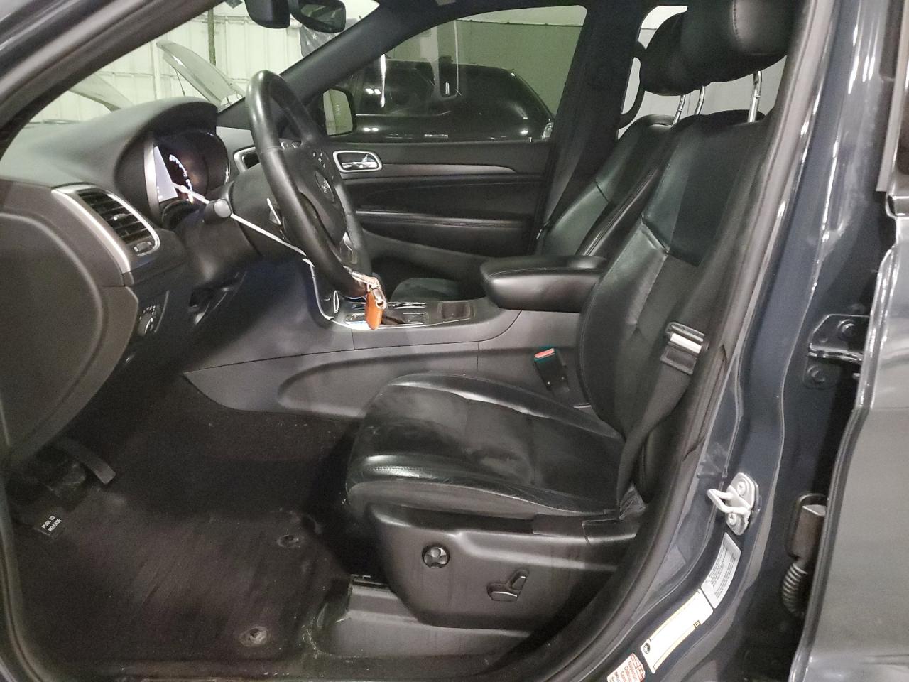 2017 Jeep Grand Cherokee - Image 7