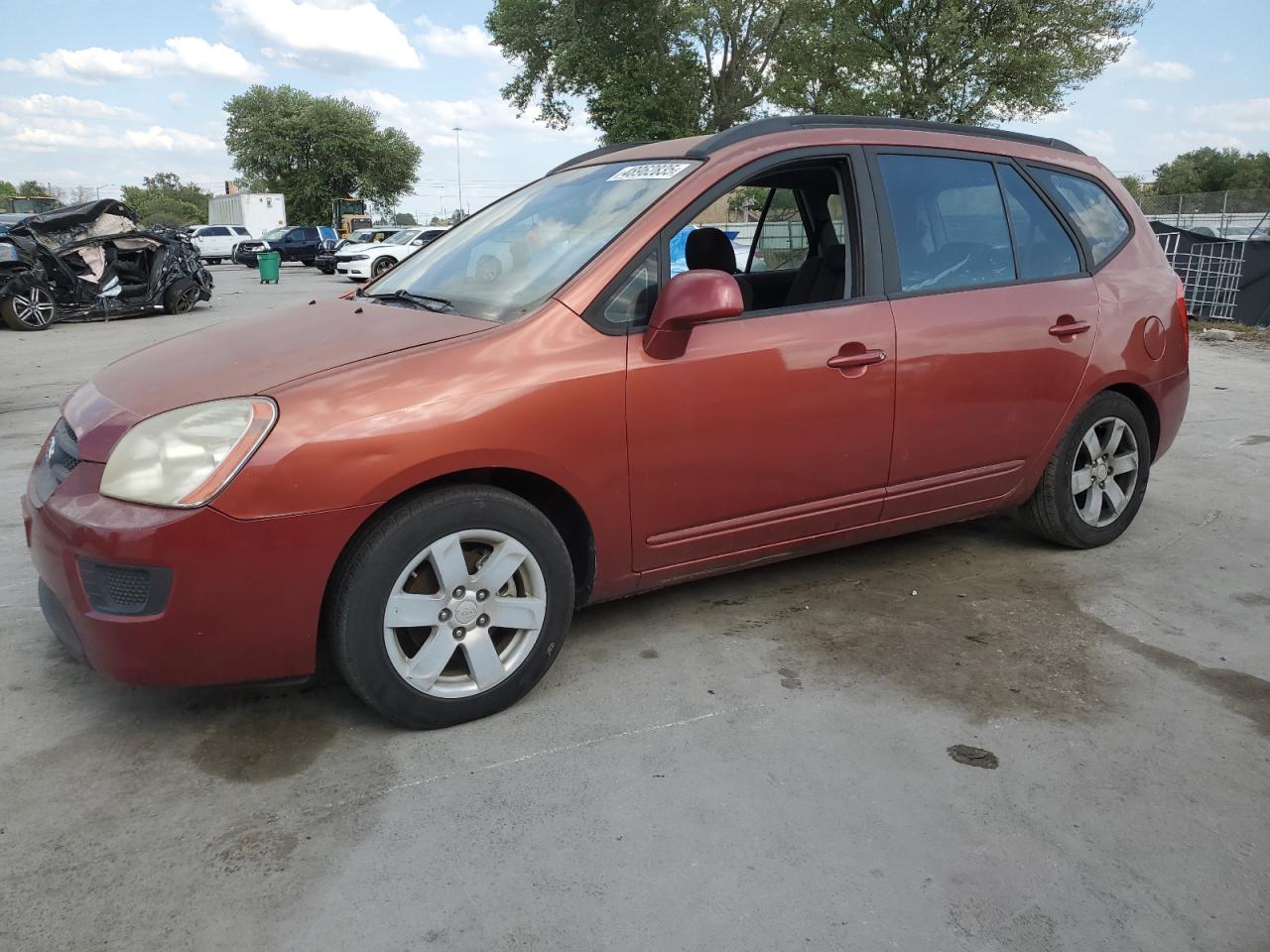 2008 Kia Rondo - Image 1