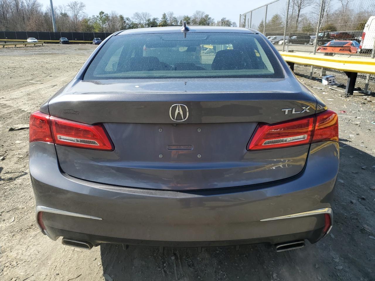 2018 Acura TLX - Image 6