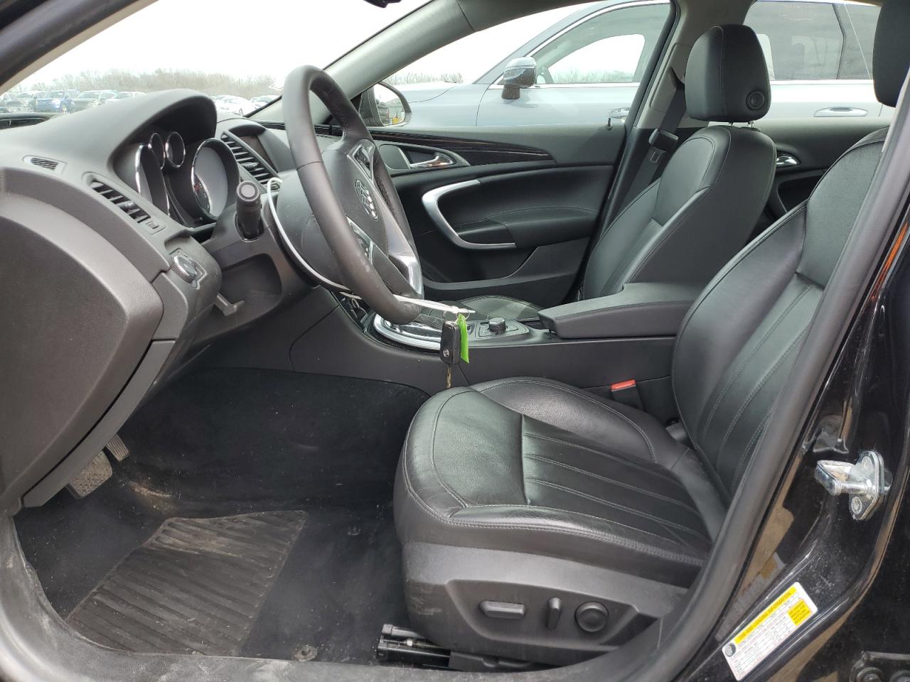 2011 Buick Regal - Image 7