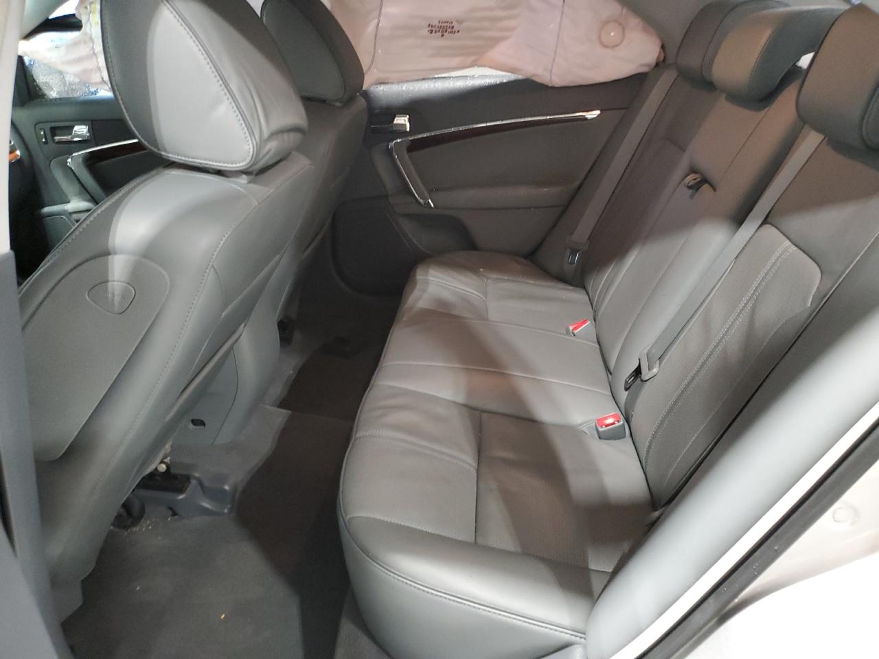 2010 Lincoln MKZ - Image 10