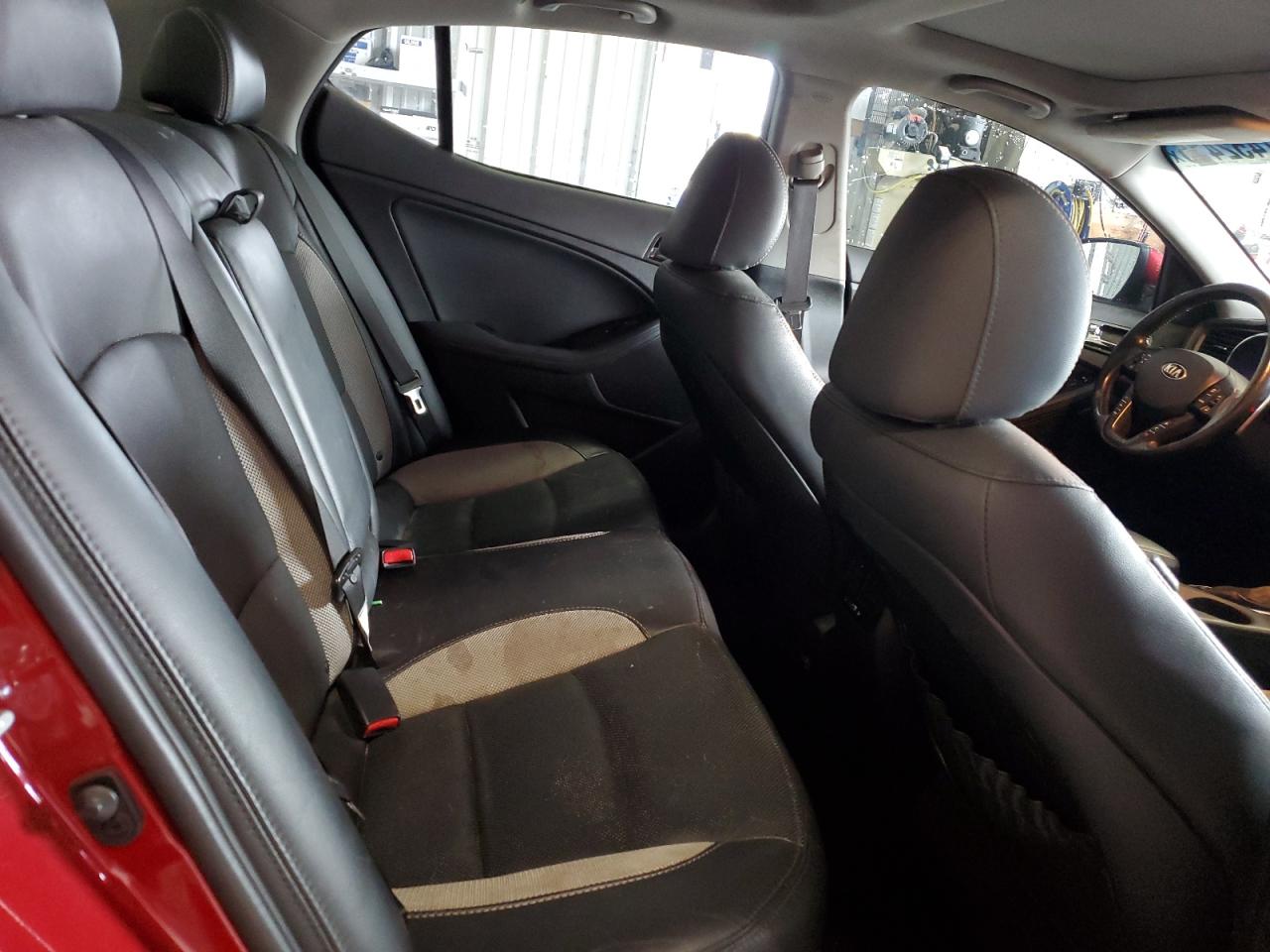 2013 Kia Optima - Image 10