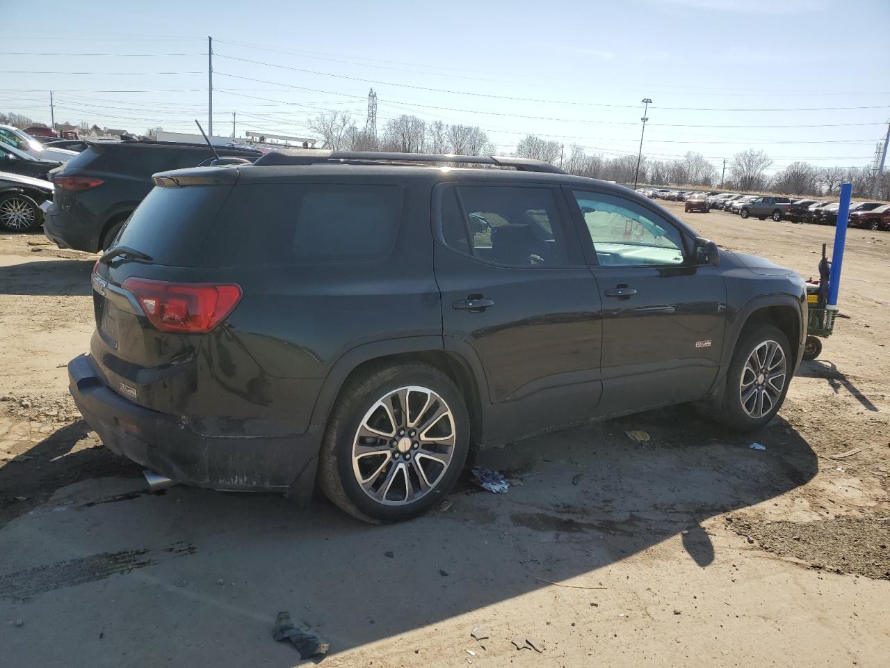 2019 GMC Acadia - Image 3