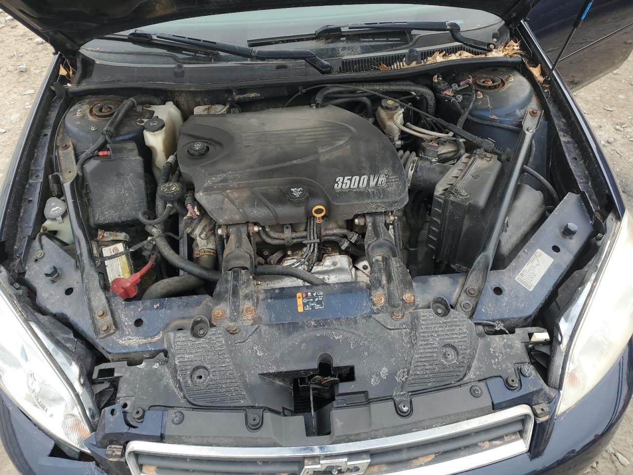 2011 Chevrolet Impala - Image 13