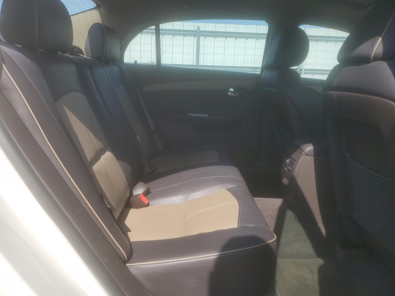 2012 Chevrolet Malibu - Image 10