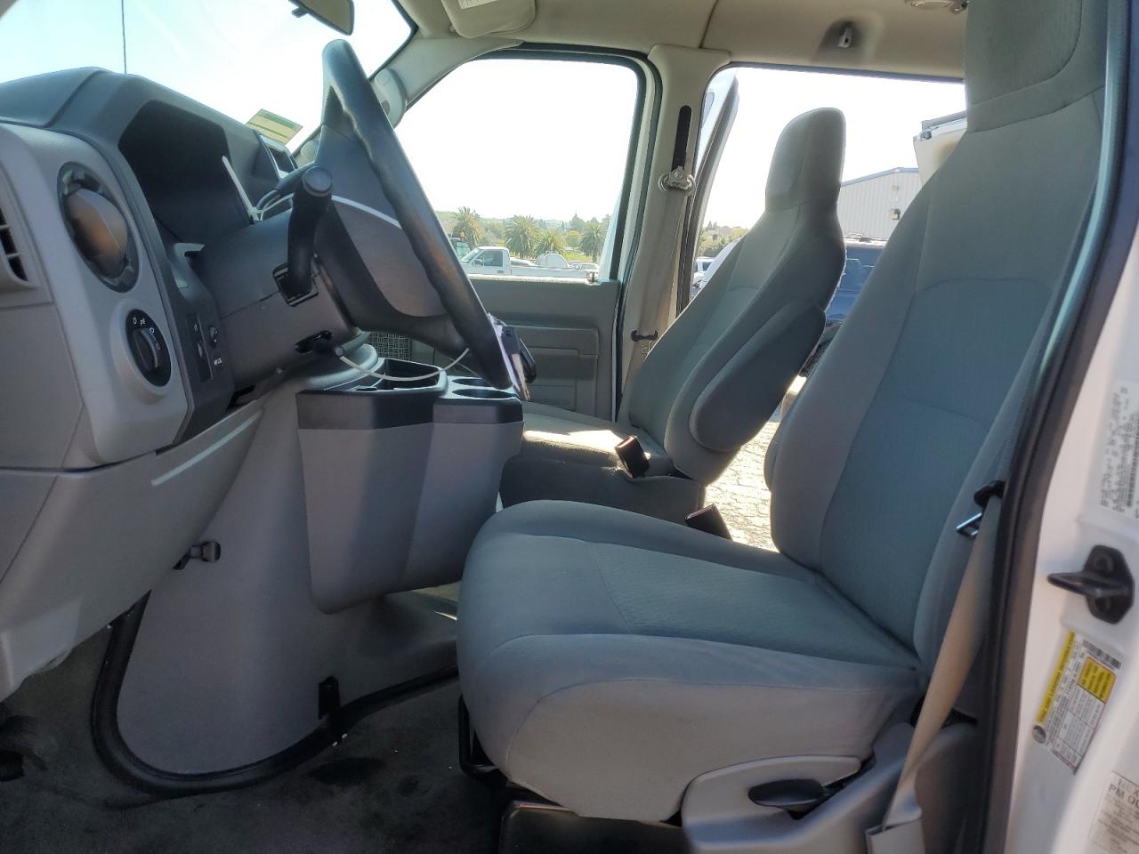 2014 Ford Econoline - Image 7