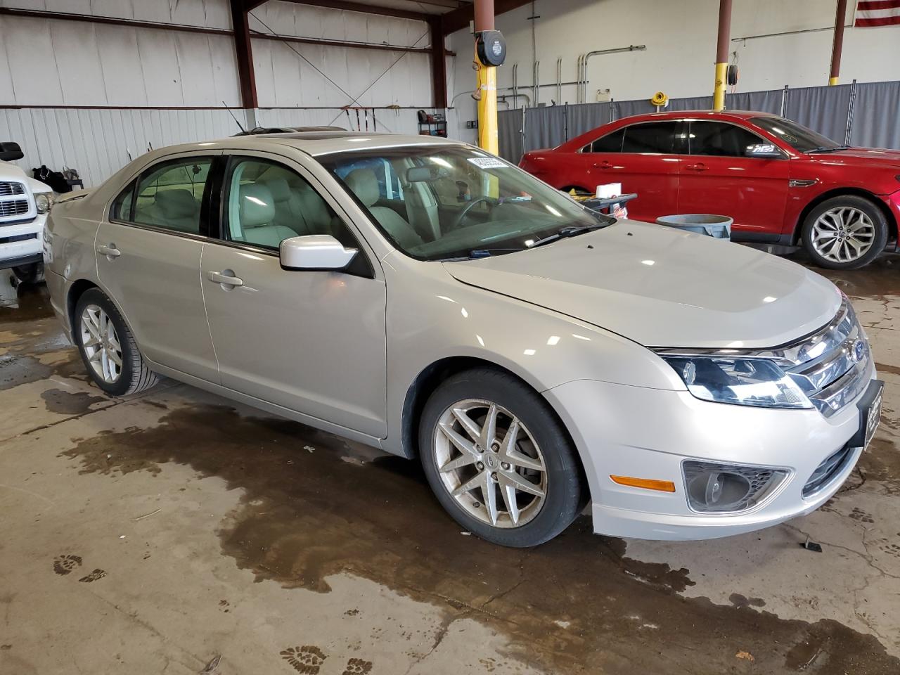 2010 Ford Fusion - Image 4