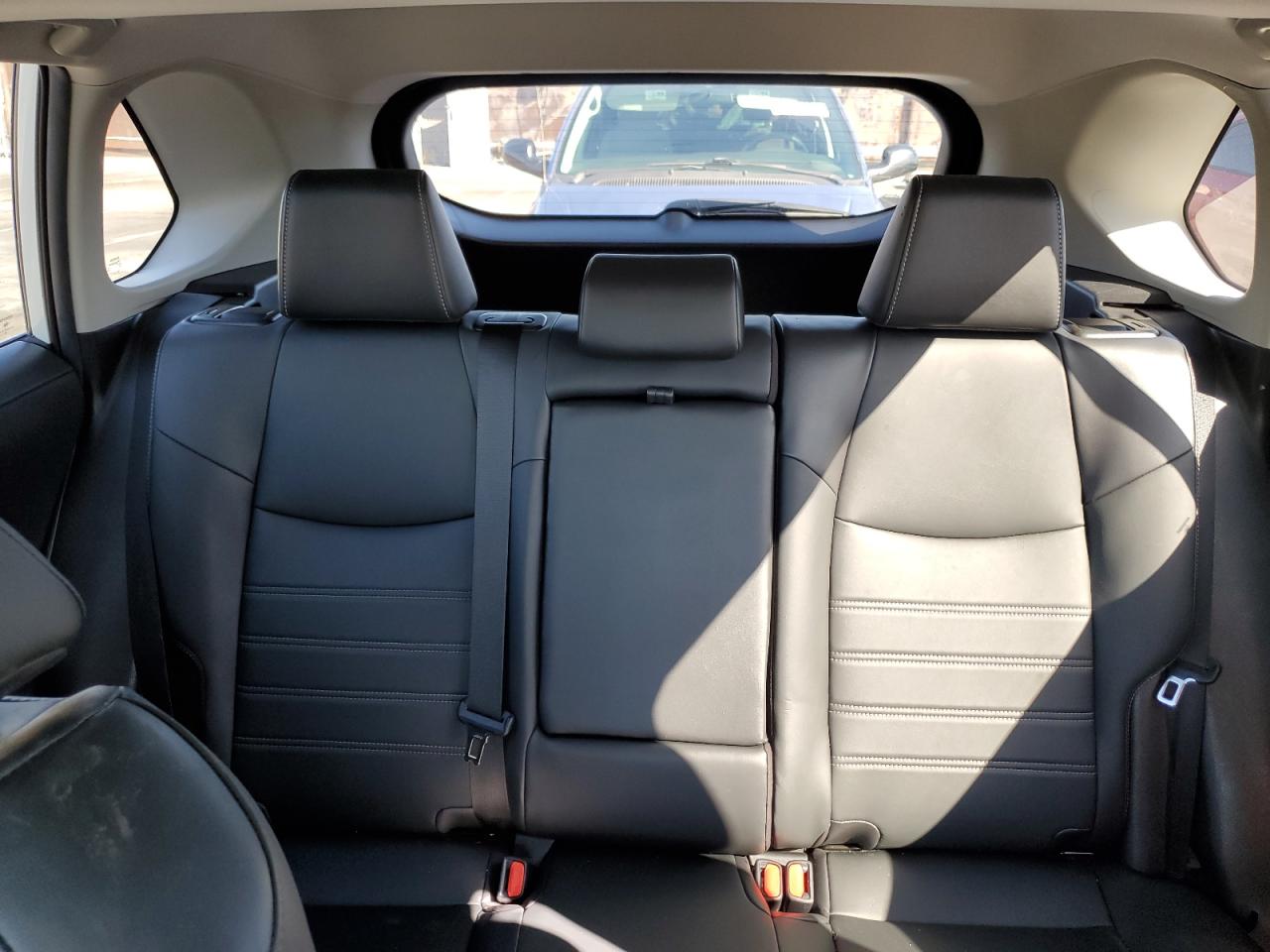 2021 Toyota RAV 4 - Image 10