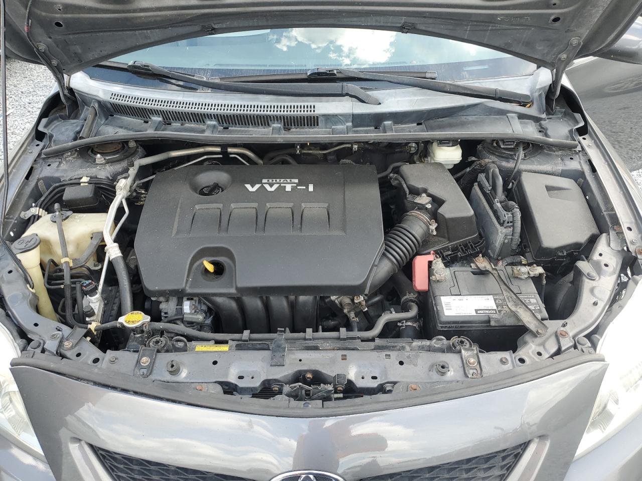 2010 Toyota Corolla - Image 11