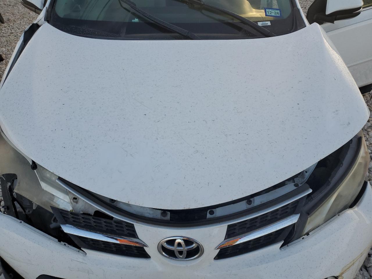 2015 Toyota RAV 4 - Image 13