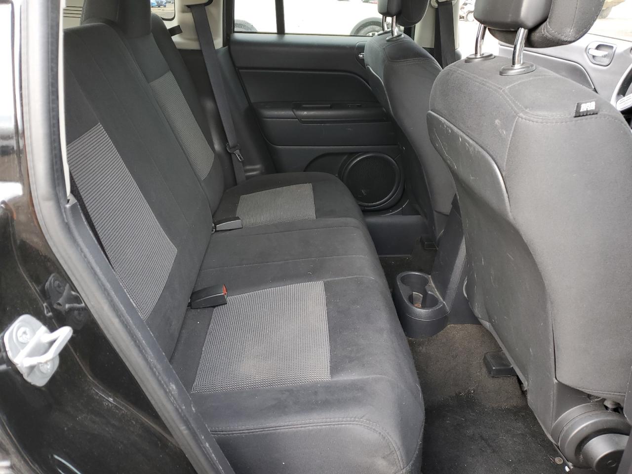 2014 Jeep Compass - Image 11