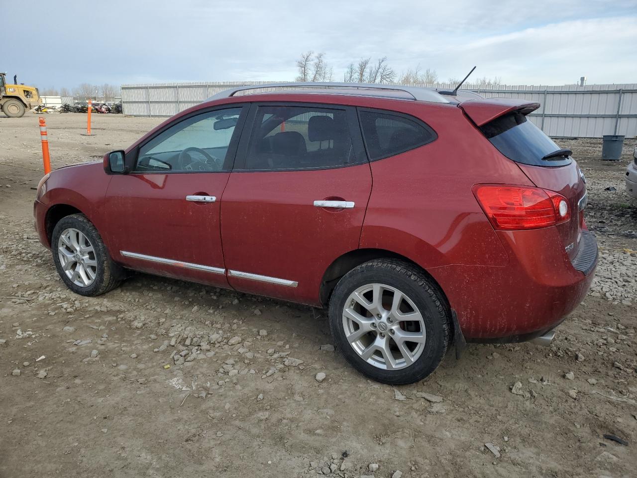 2012 Nissan Rogue - Image 2