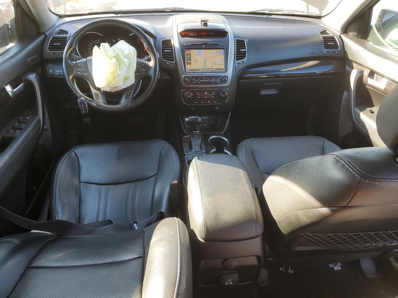 2014 Kia Sorento - Image 8