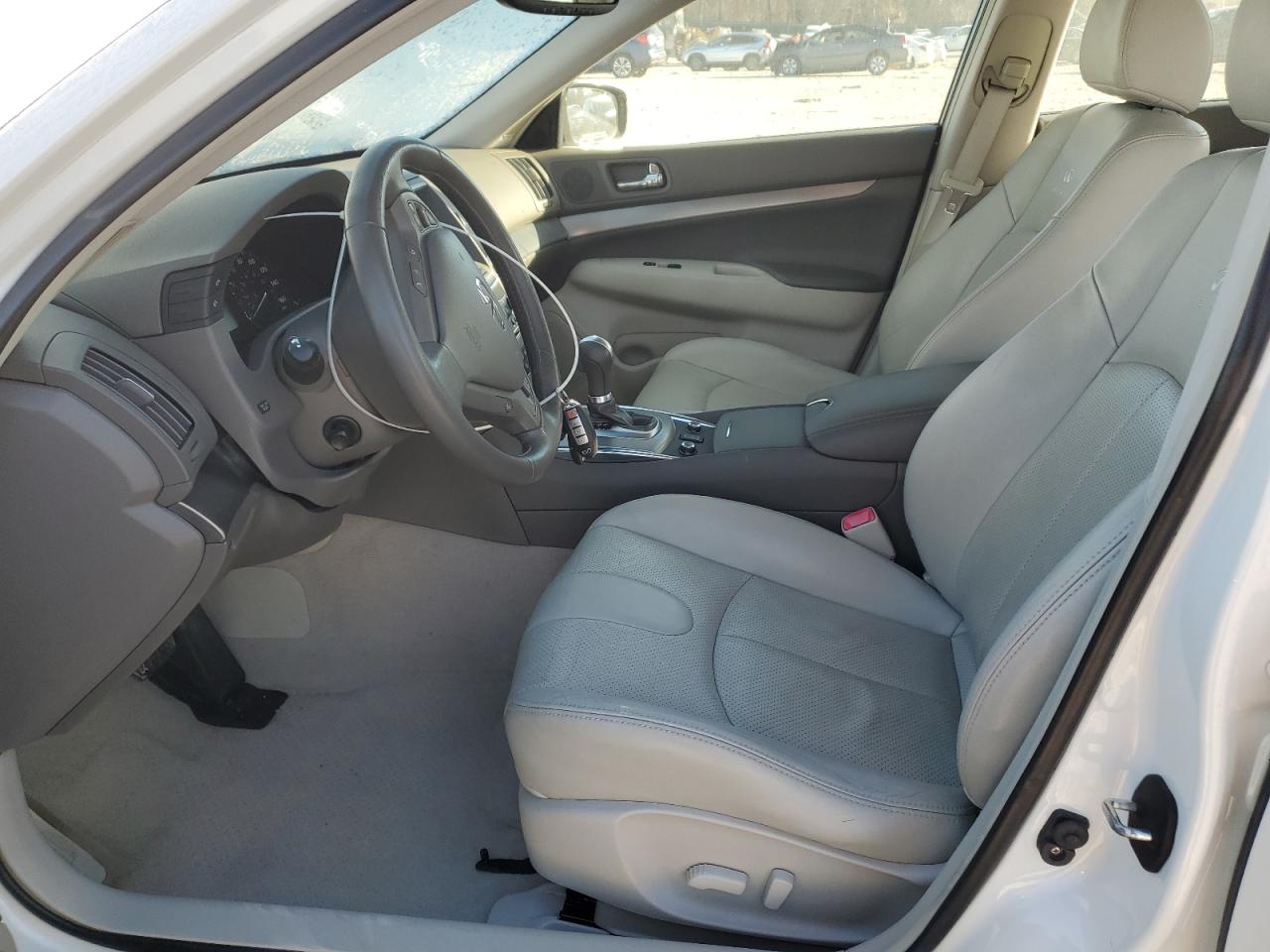 2012 Infiniti G - Image 7
