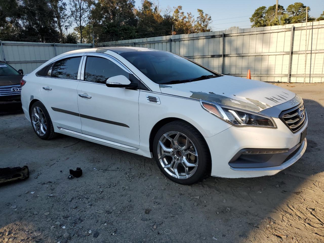 2016 Hyundai Sonata - Image 4