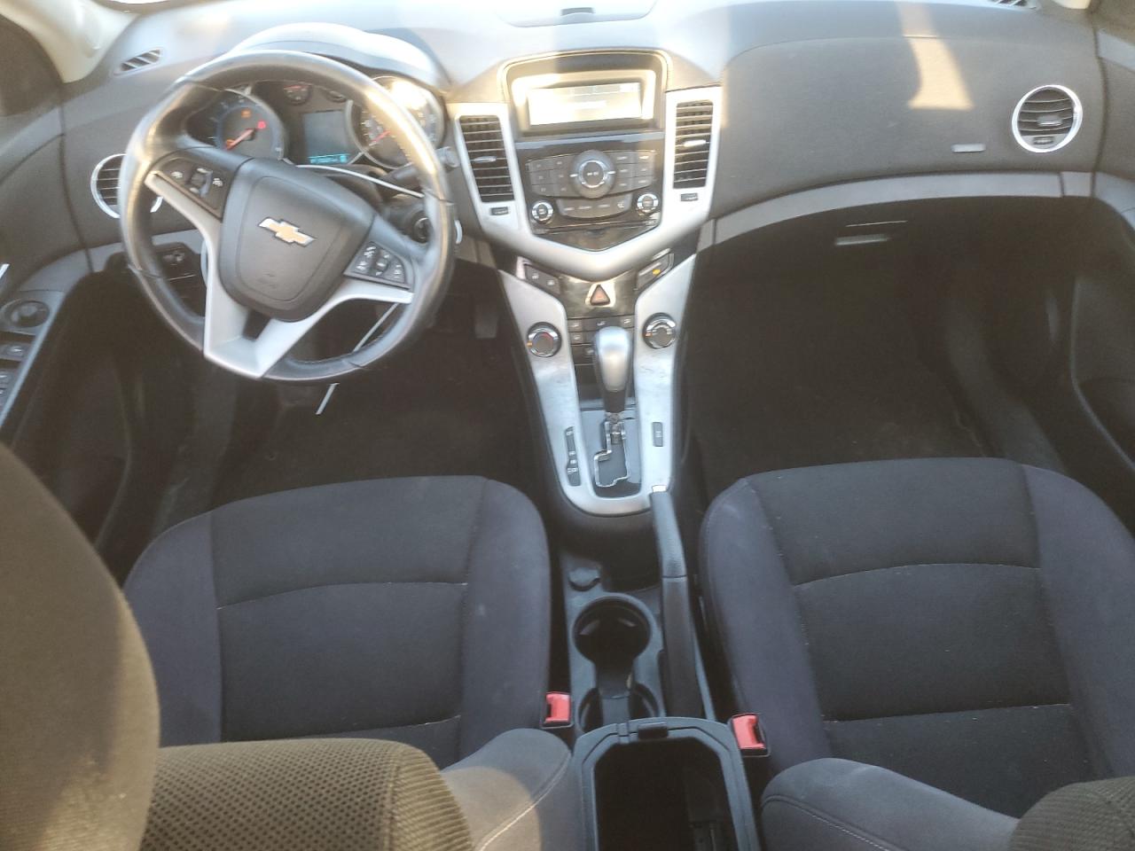 2014 Chevrolet Cruze - Image 8