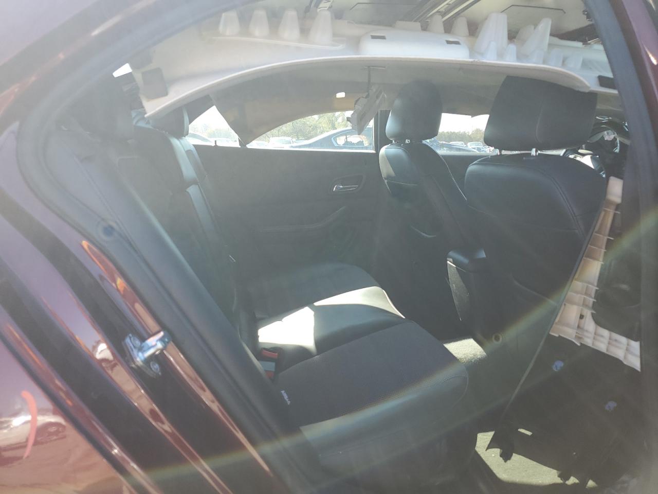 2015 Chevrolet Malibu - Image 10