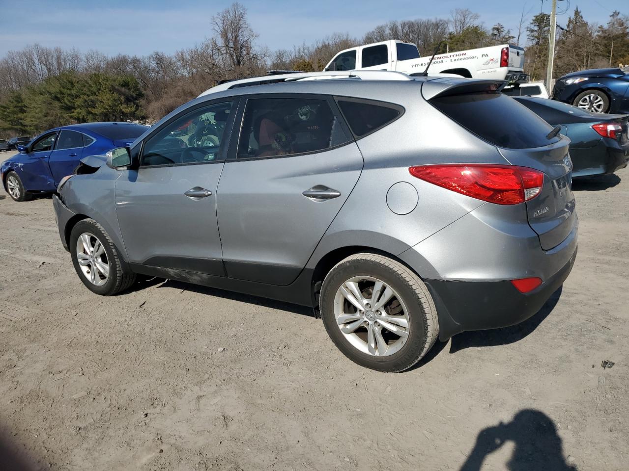 2012 Hyundai Tucson - Image 2