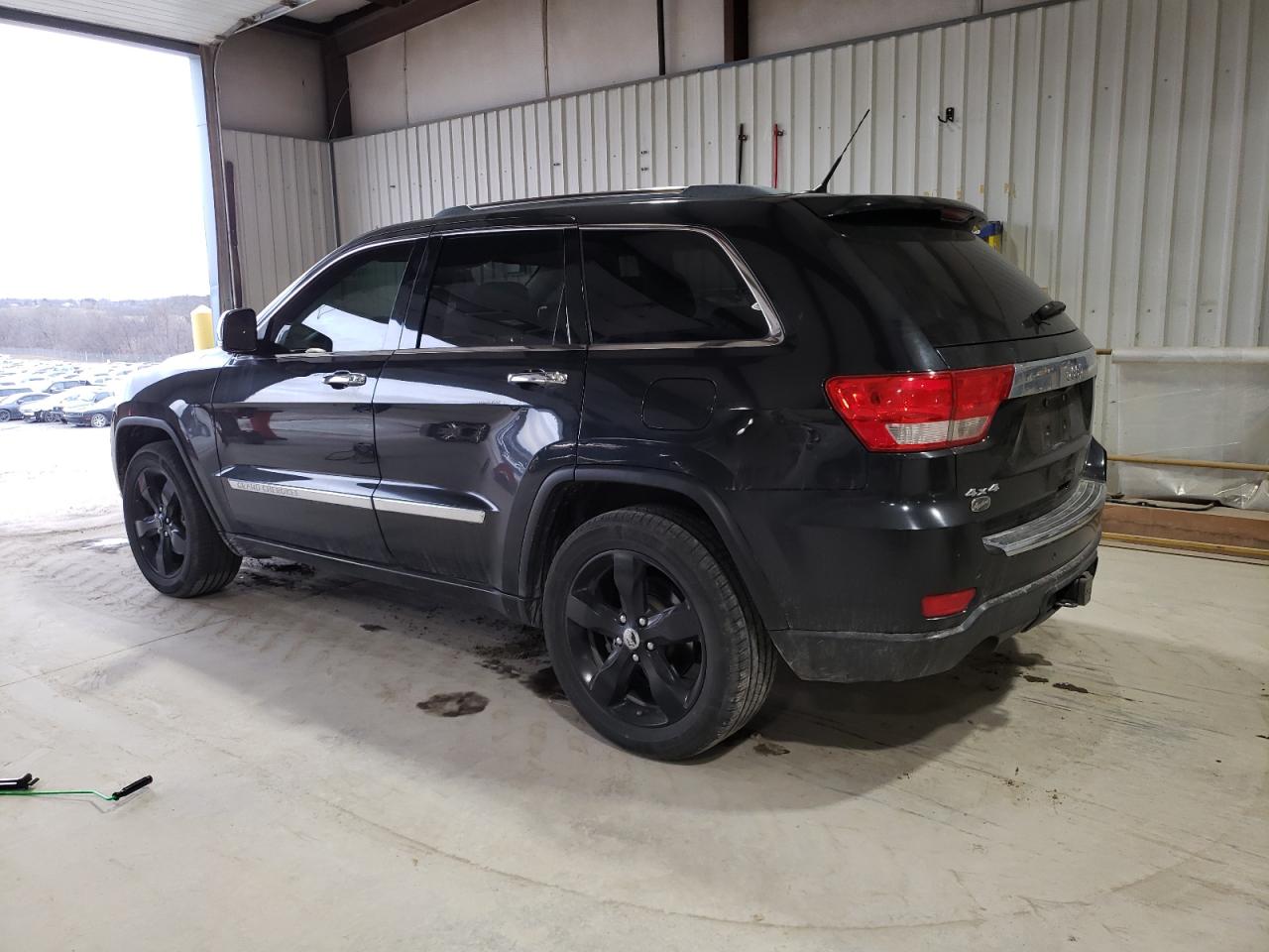 2011 Jeep Grand Cherokee - Image 2