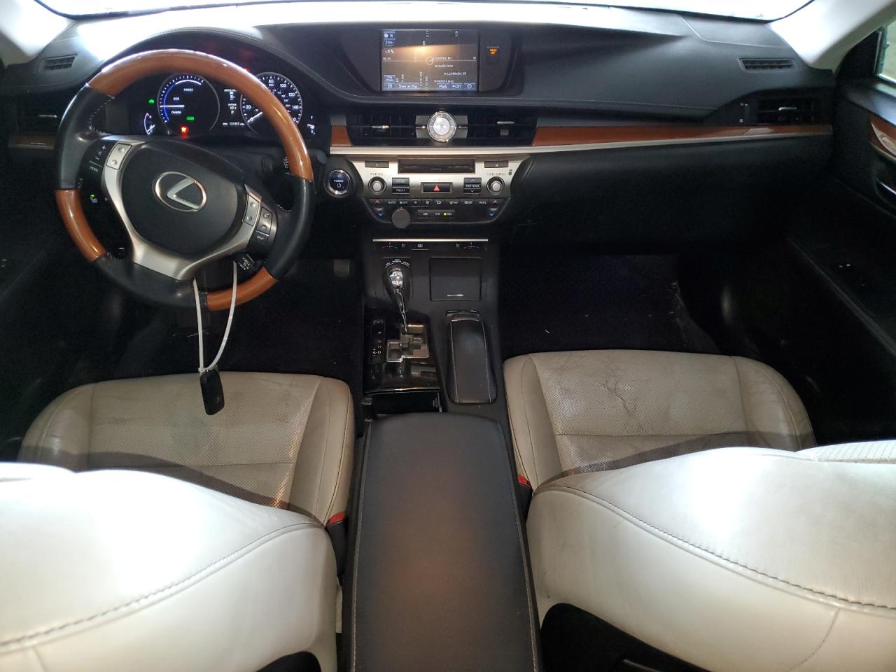 2013 Lexus ES - Image 8