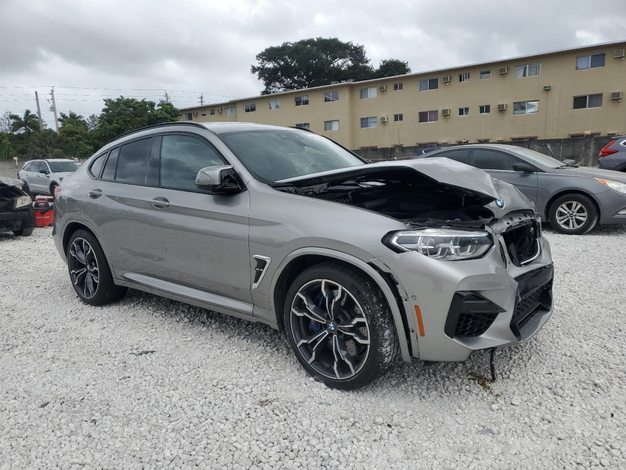 2020 BMW X4 - Image 4