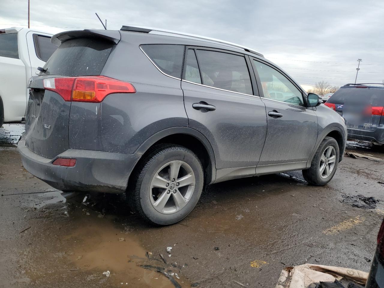 2015 Toyota RAV 4 - Image 3