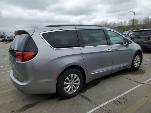 Minivans CHRYSLER PACIFICA 2017 Silver