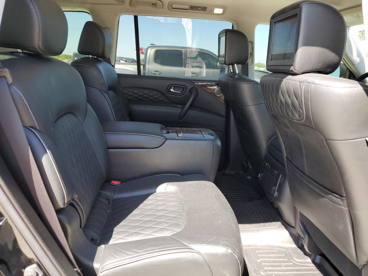 2019 Infiniti QX80 - Image 11
