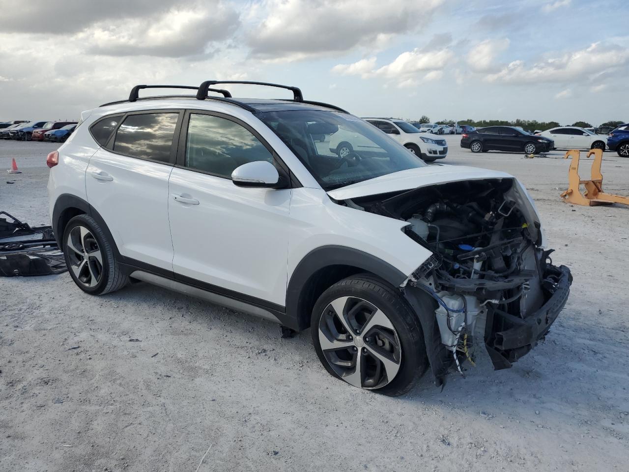 2018 Hyundai Tucson - Image 4