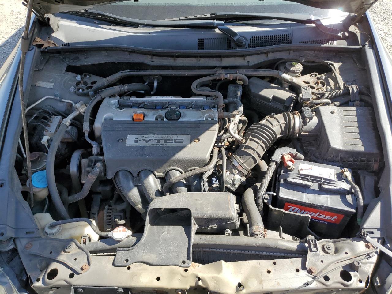 2009 Honda Accord - Image 11