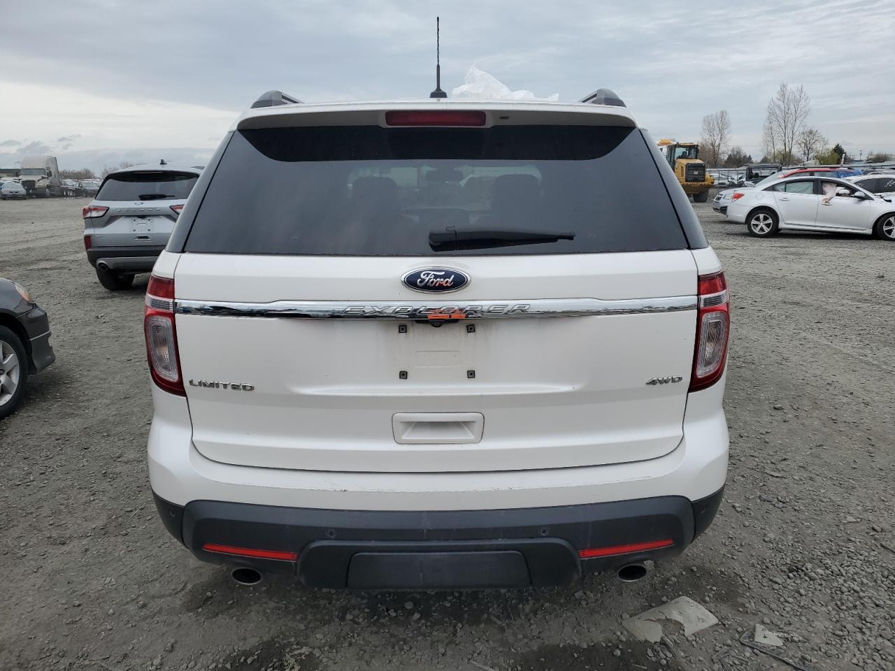 2015 Ford Explorer - Image 6