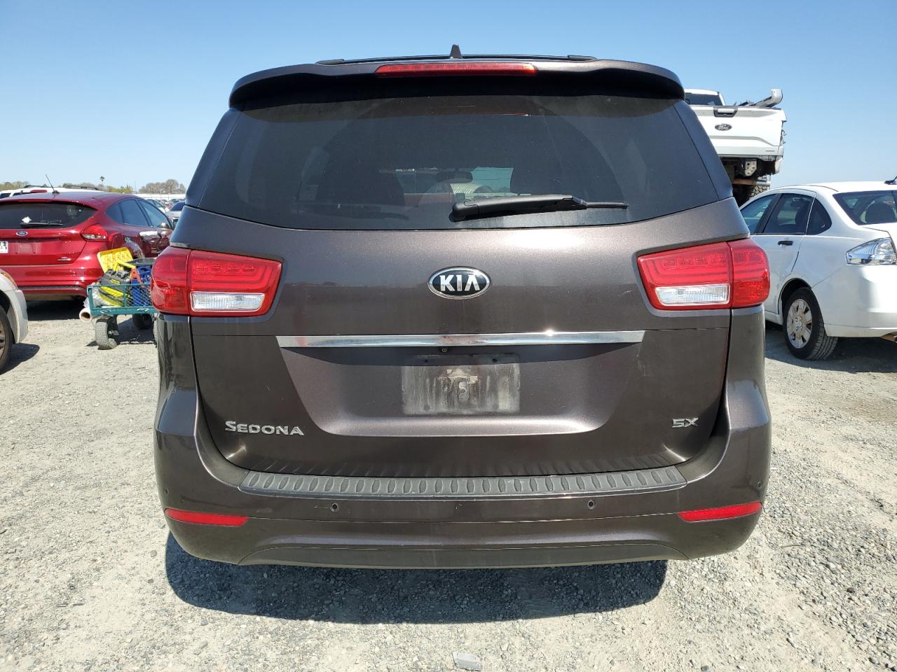 2016 Kia Sedona - Image 6