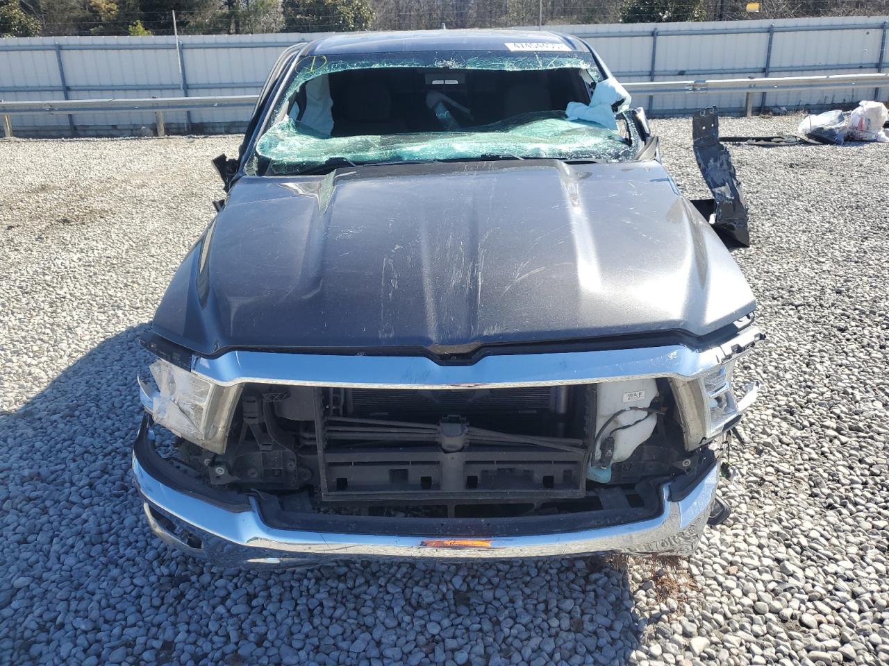 2019 RAM 1500 - Image 12