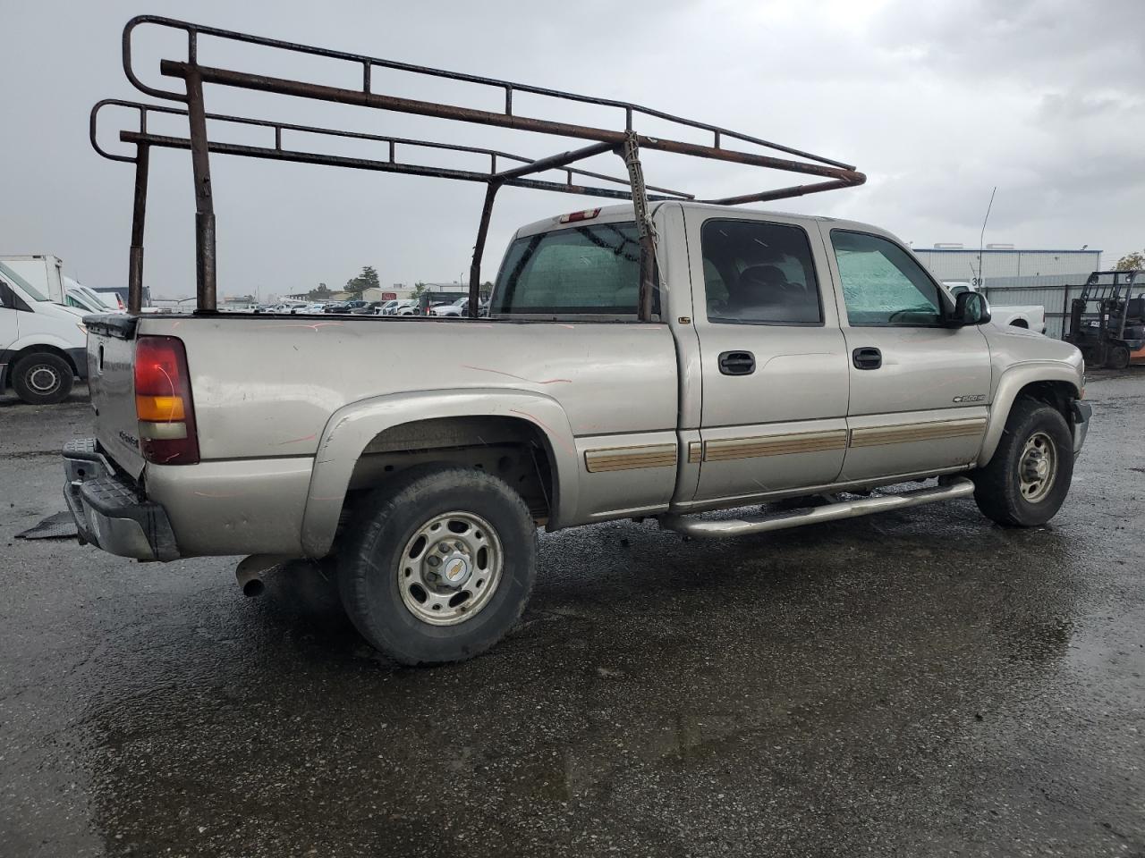 2001 Chevrolet Silverado - Image 3