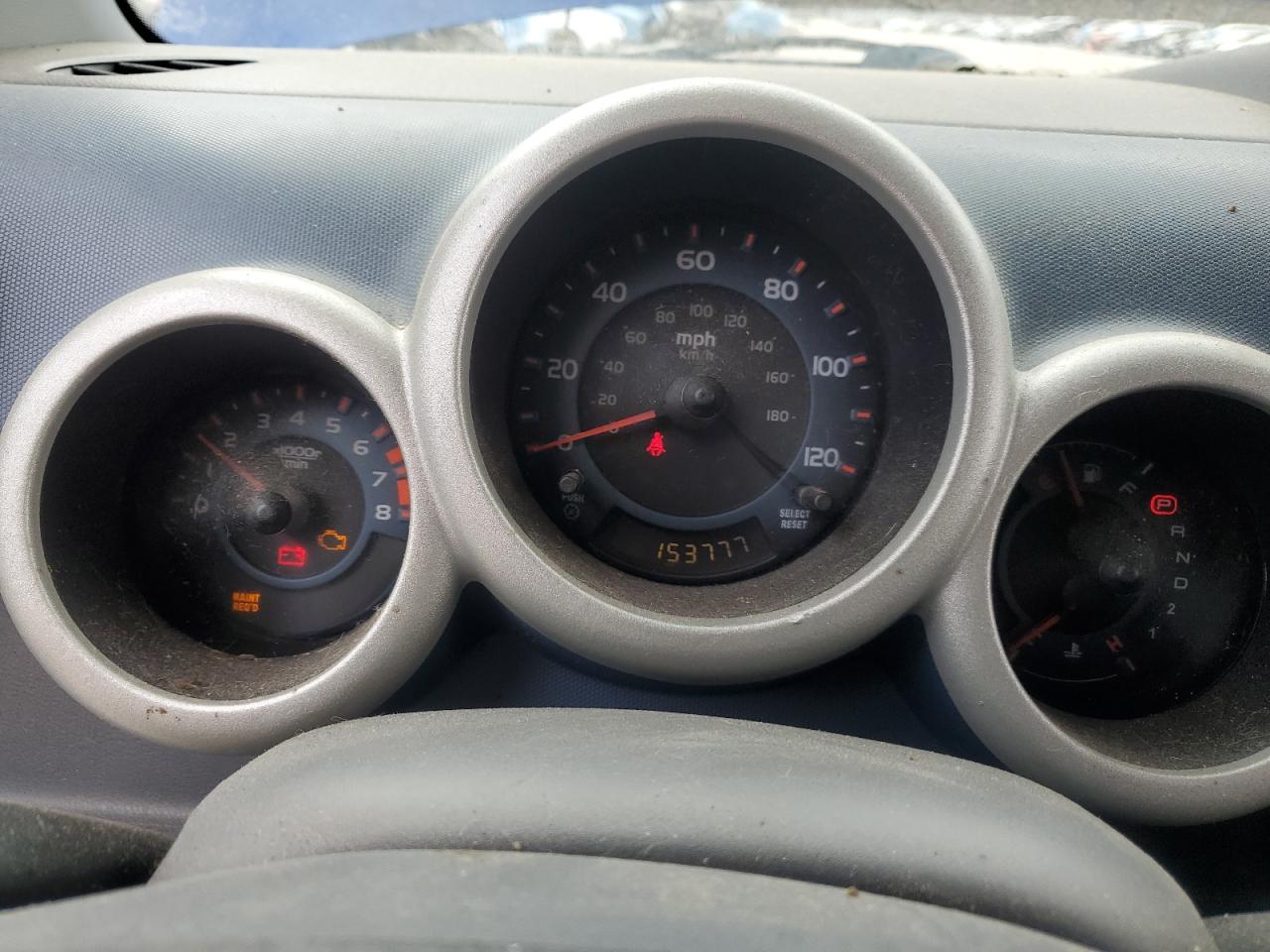 2004 Honda Element - Image 9