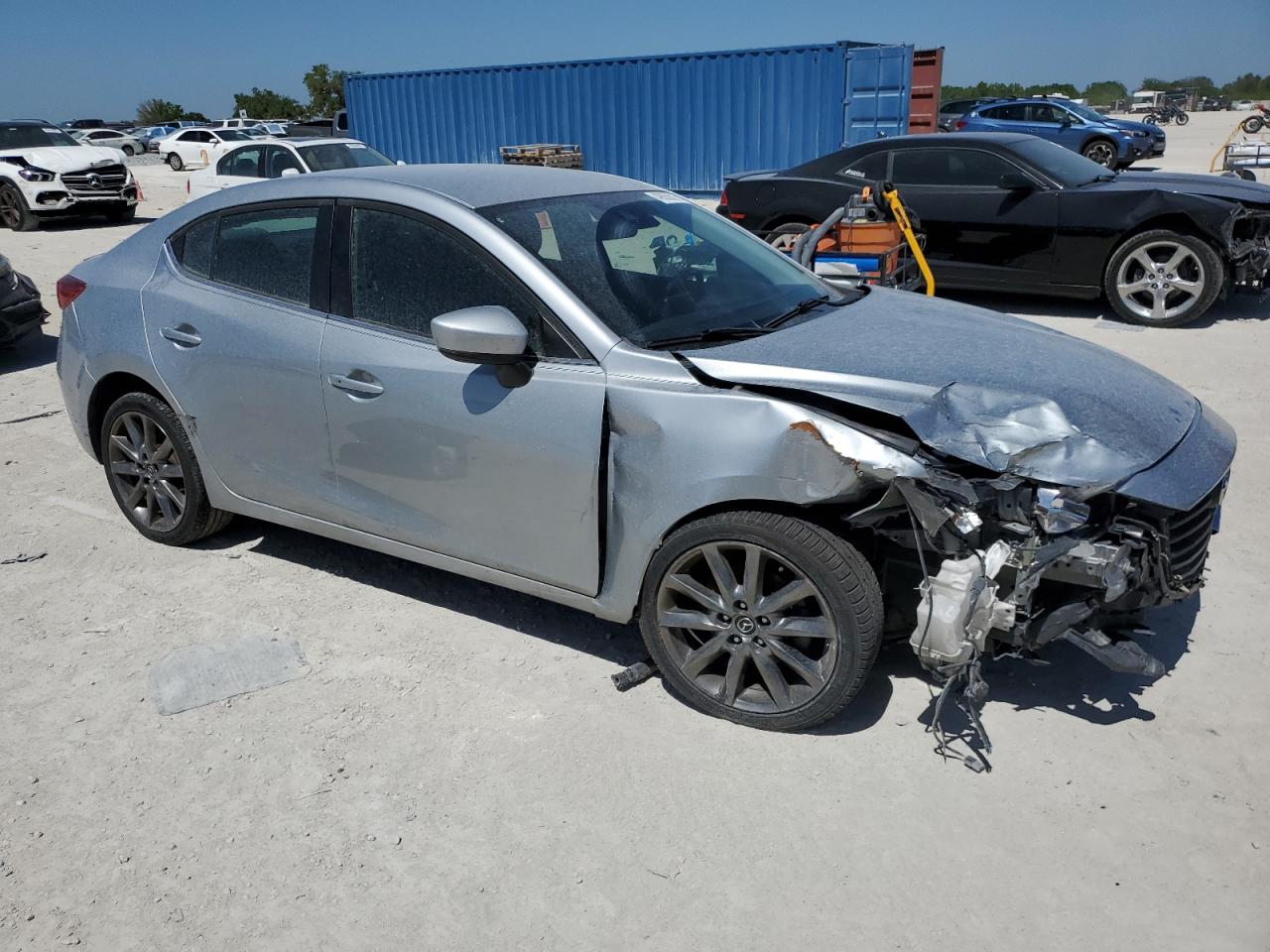 2018 Mazda 3 - Image 4