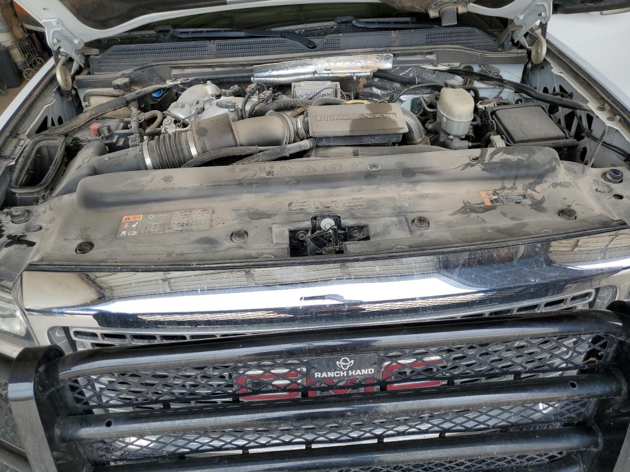 2017 GMC Sierra - Image 11