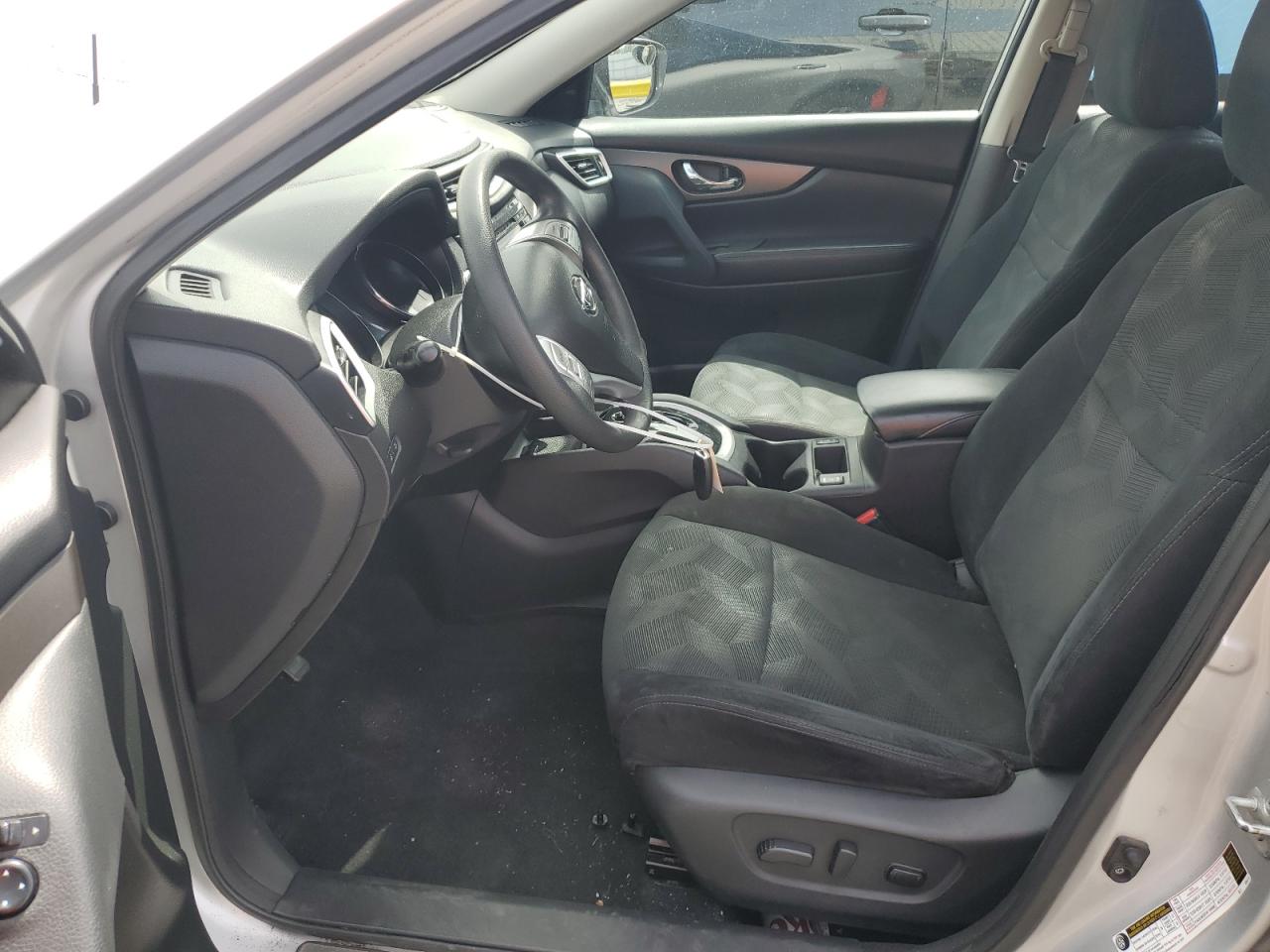 2015 Nissan Rogue - Image 7