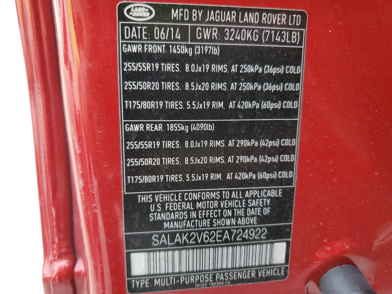2014 Land Rover LR4 - Image 13
