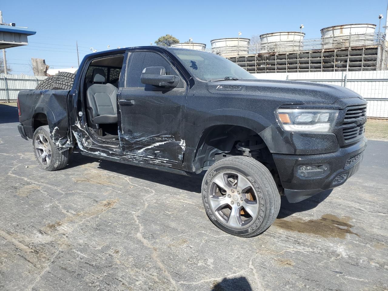 2019 RAM 1500 - Image 4