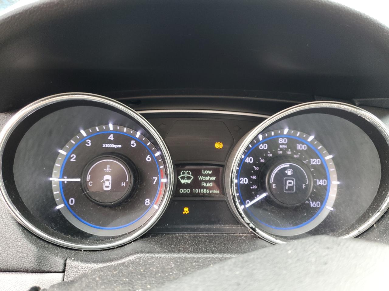 2013 Hyundai Sonata - Image 9