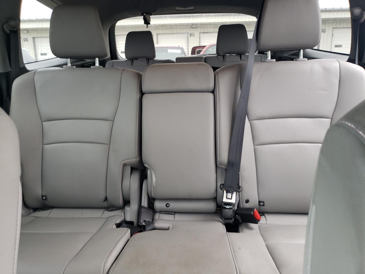 2017 Honda Pilot Exl VIN: 5FNYF6H53HB068102 Lot: 50589255