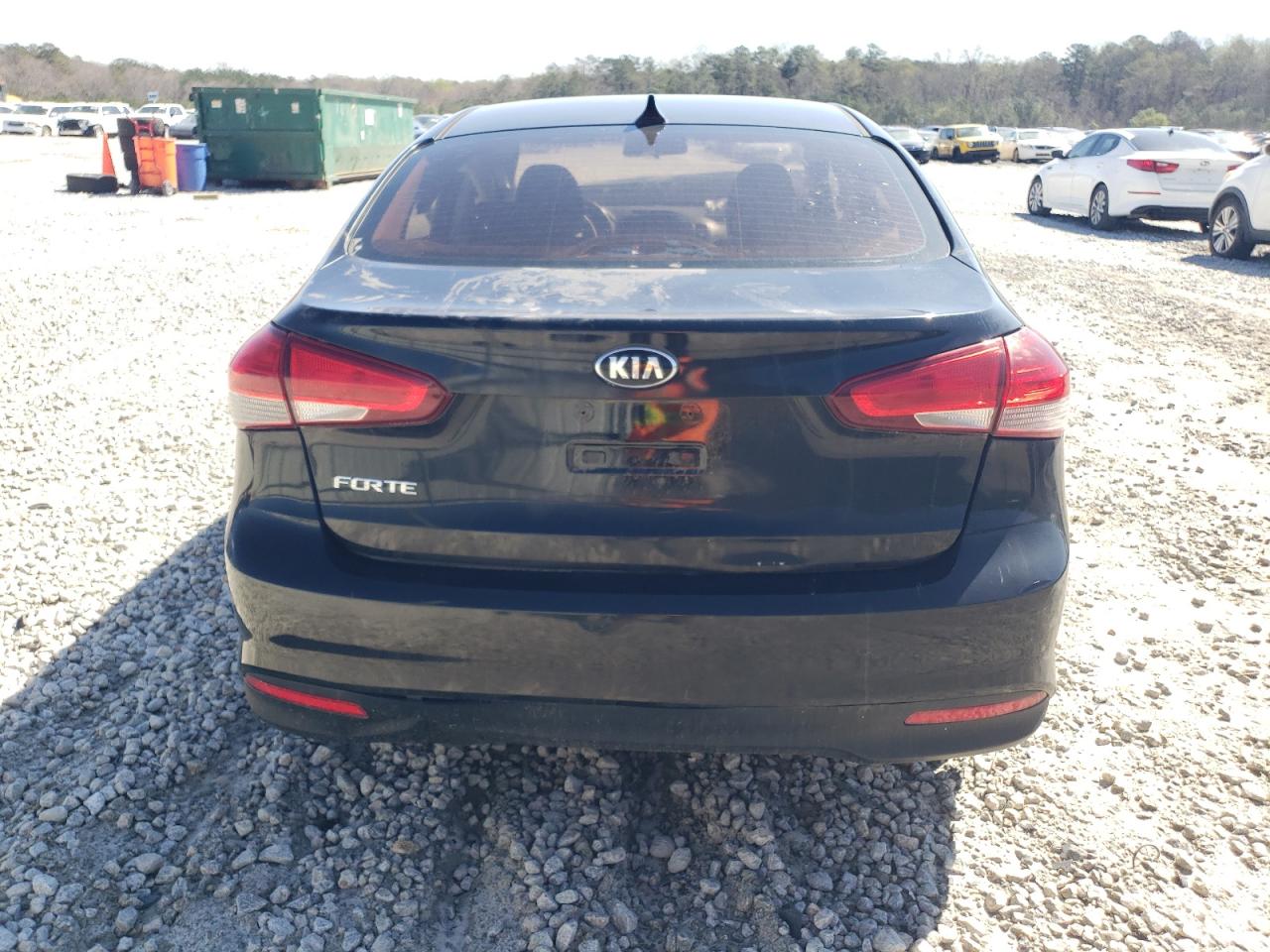 2018 Kia Forte - Image 6