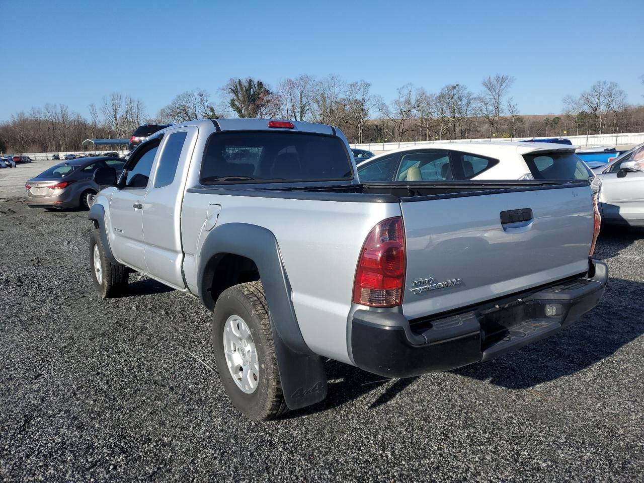 2013 Toyota Tacoma - Image 2