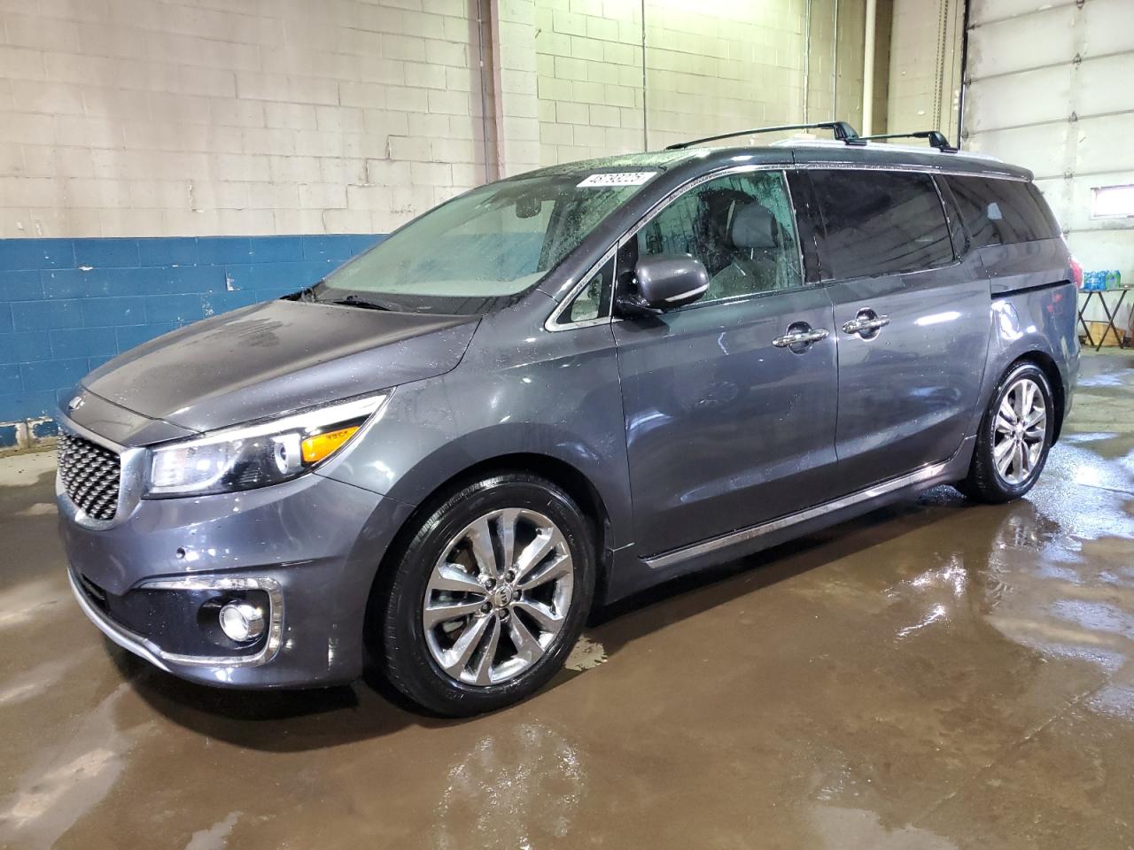 2016 Kia Sedona - Image 1