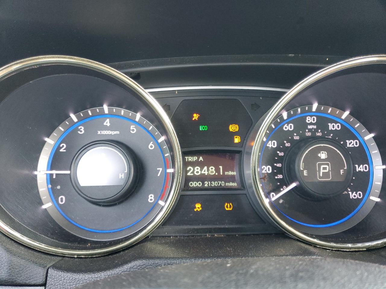 2013 Hyundai Sonata - Image 9
