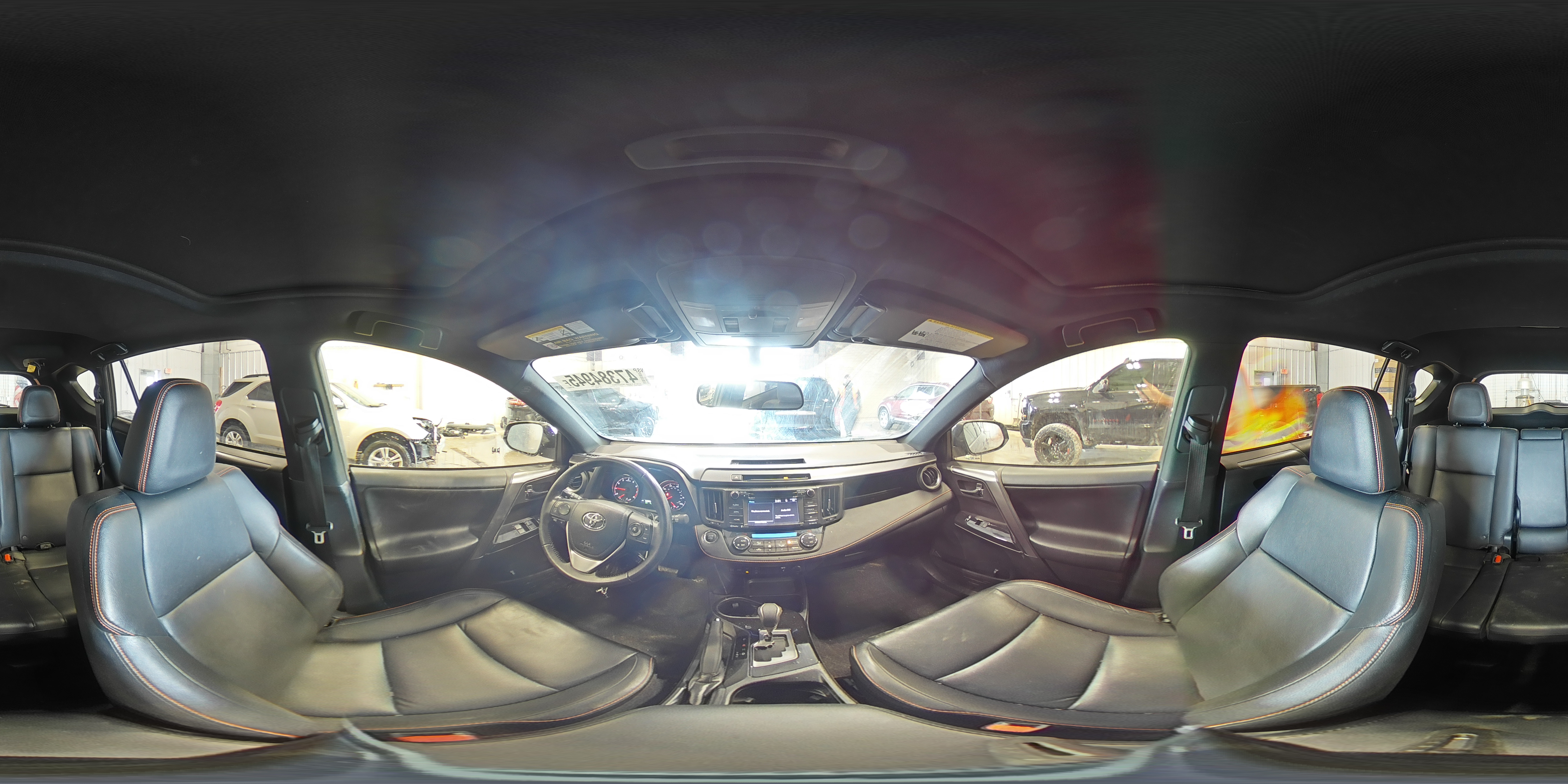 2016 Toyota RAV 4 - Image 15