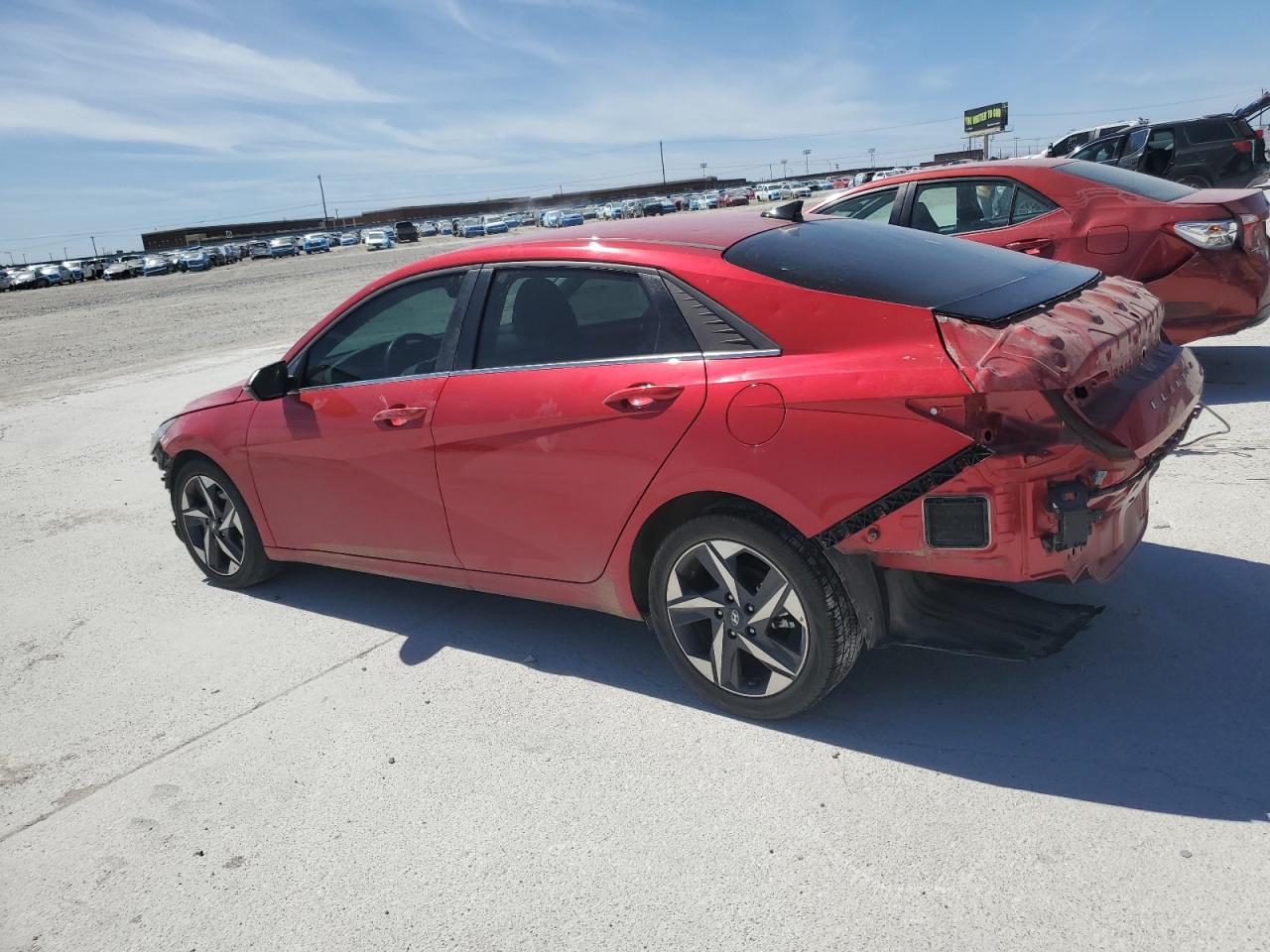 2023 Hyundai Elantra - Image 2
