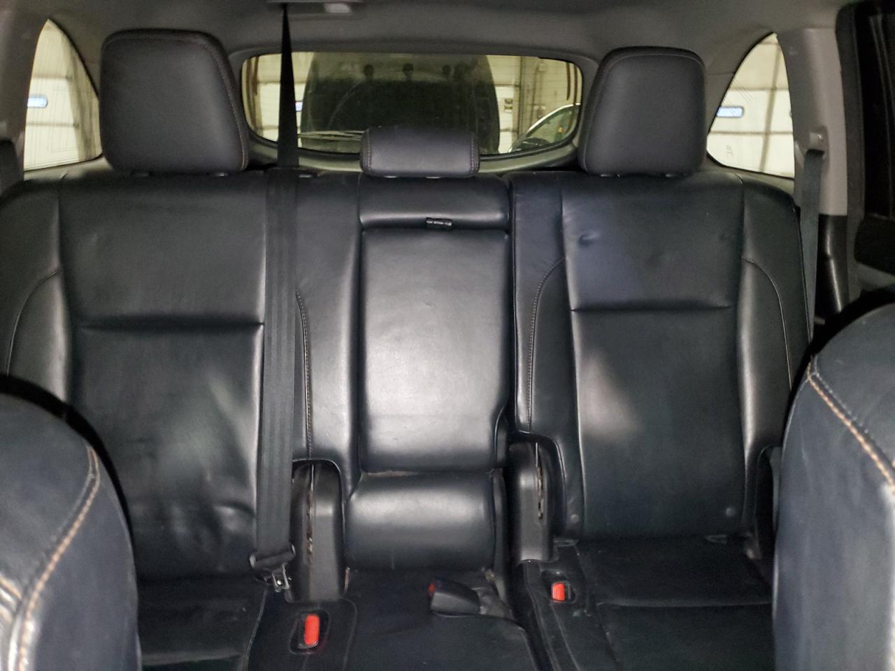 2016 Toyota Highlander - Image 10