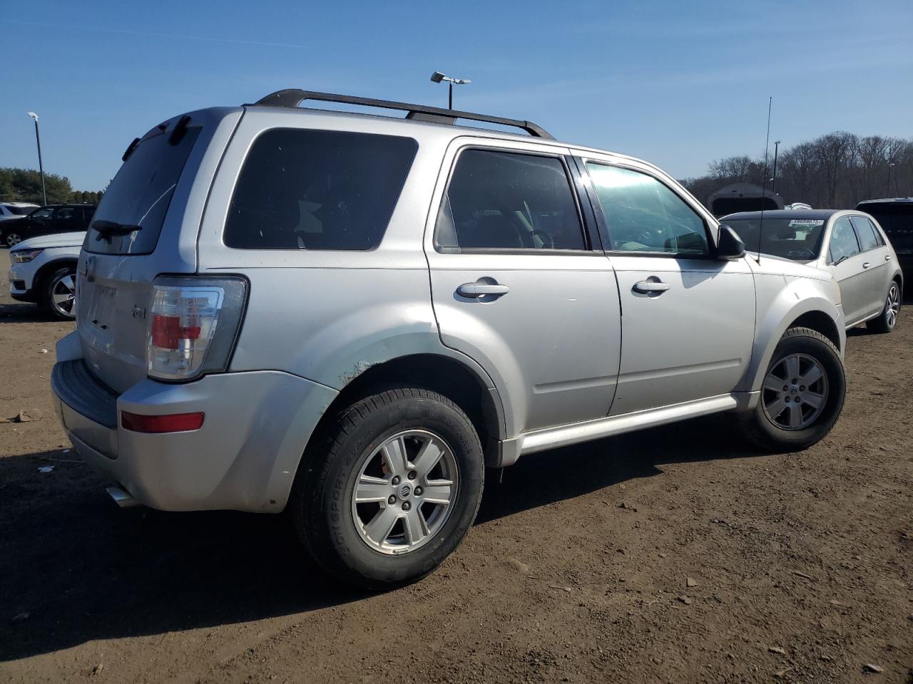 2010 Mercury Mariner - Image 3